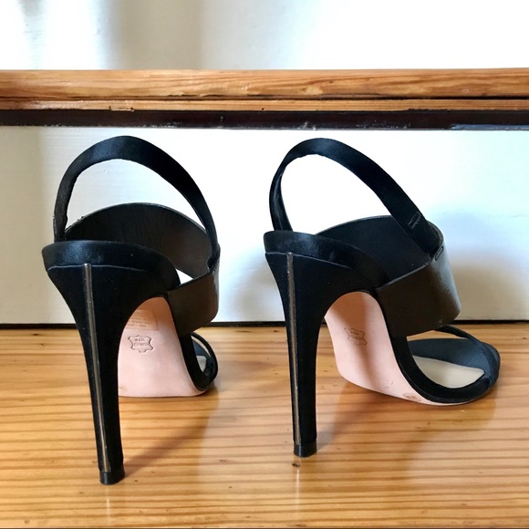 Just REDUCED ‼️BCBGMaxazria heels 7 - Picture 3 of 6